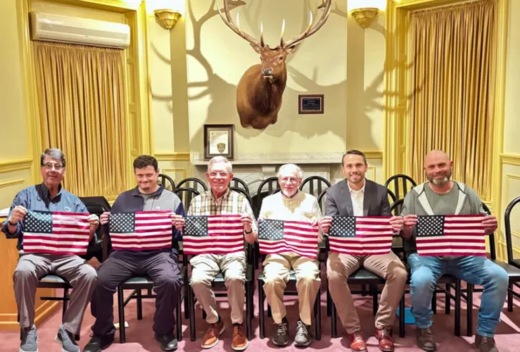 Bellefonte Elks welcome six new members